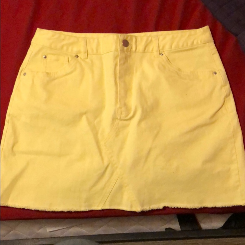 Yellow skirt forever 21